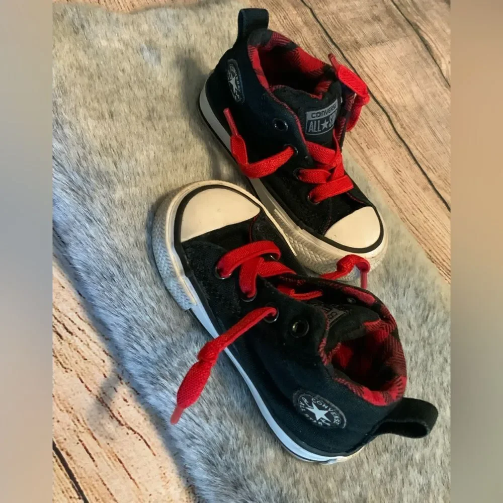 Converse All Star Black & Red Hi-Top Sneakers Size 5